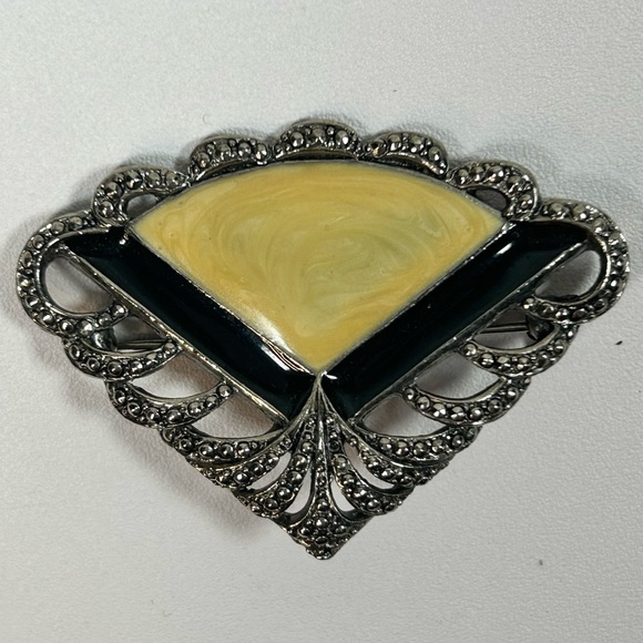 Art Deco Style Silver Tone Fan Brooch Pin - Picture 4 of 4